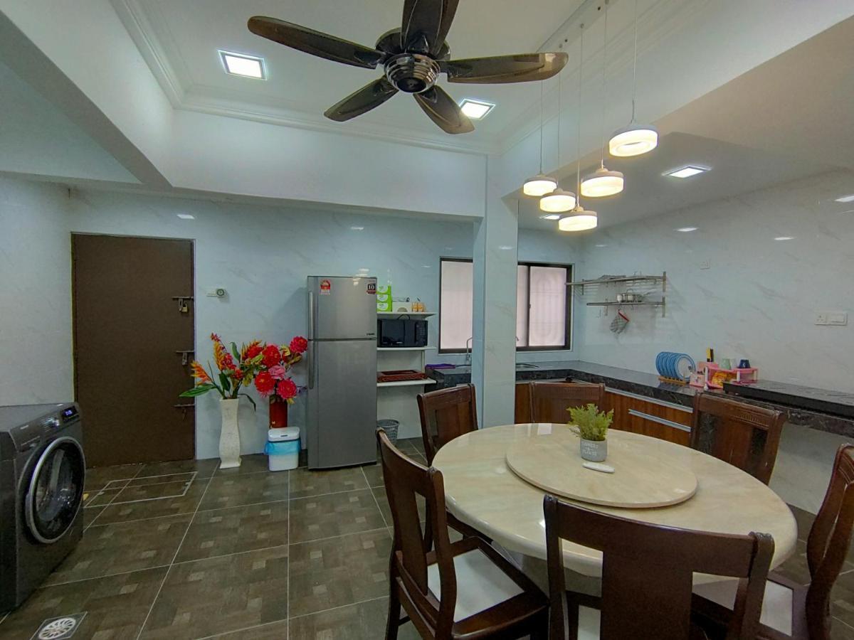 Three-Bedroom House At Tyara Homestay Sunway Petaling Jaya Zewnętrze zdjęcie