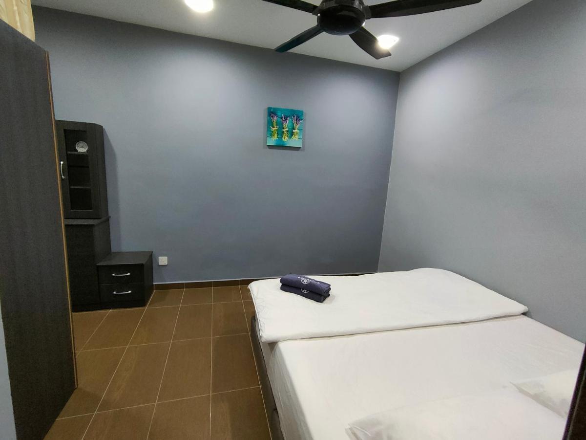Three-Bedroom House At Tyara Homestay Sunway Petaling Jaya Zewnętrze zdjęcie